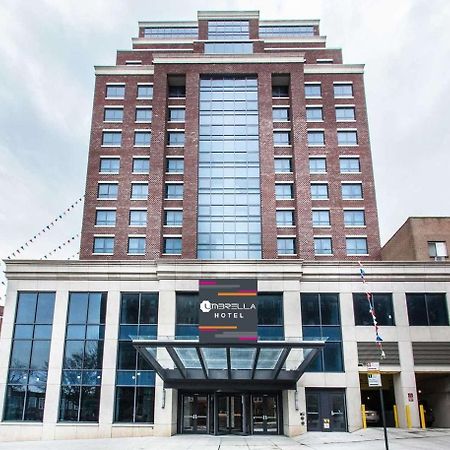 Comfort Inn & Suites - Kew Gardens Near La Guardia Airport New York Exterior photo